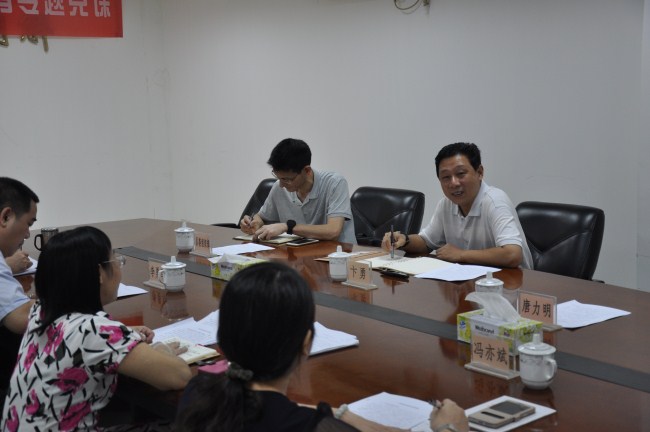 2016年7月4日卞勇和唐力明到区信访局调研